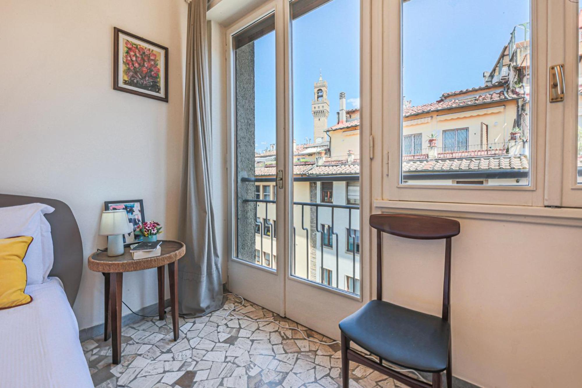 - Santa Maria Balcony Apartment Florenz